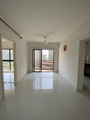 Room in 1.5 BHK Apartment at Runwal Gardens, Dombivli East – for Rent