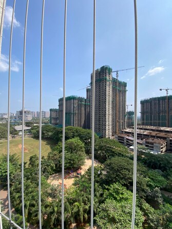 1.5 BHK + Pooja Room Apartment For Sale in Runwal Gardens in Dombivli East, Thane