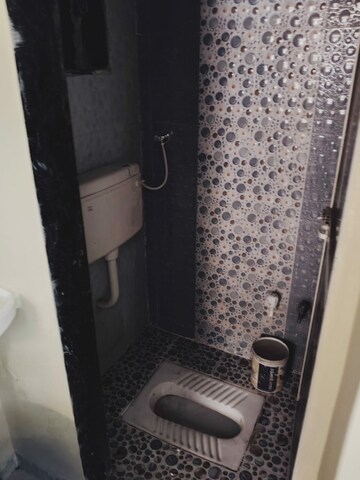 Bathroom in 1 BHK Apartment at Dombivli East – for Rent