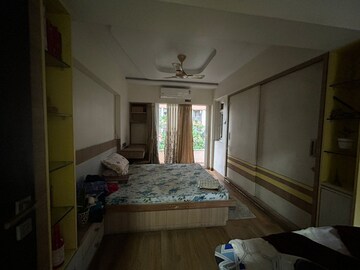 Bedroom in 3 BHK Villa at Coral Heights, Kavesar – for Rent
