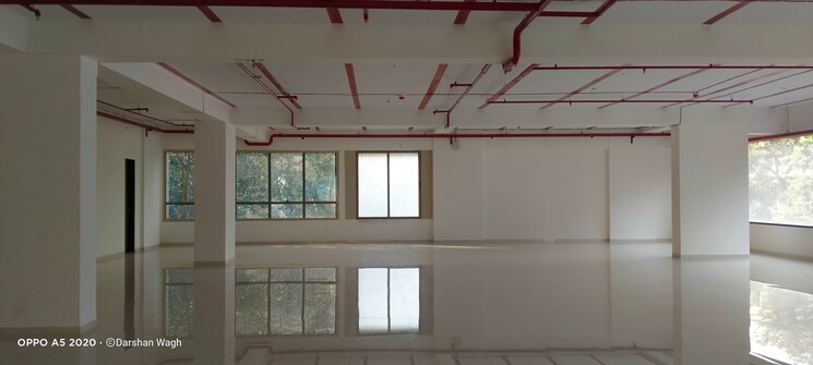 Room, manisha-pride Commercial Office Space 5500 Sq.Ft. In Mulund West Mumbai 9323227
