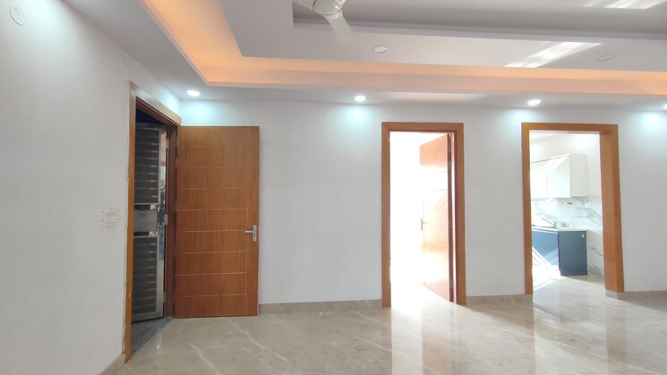 Room, sector 9 4 Bedroom 297 Sq.Yd. Builder Floor In Sector 9 Gurgaon 9323226