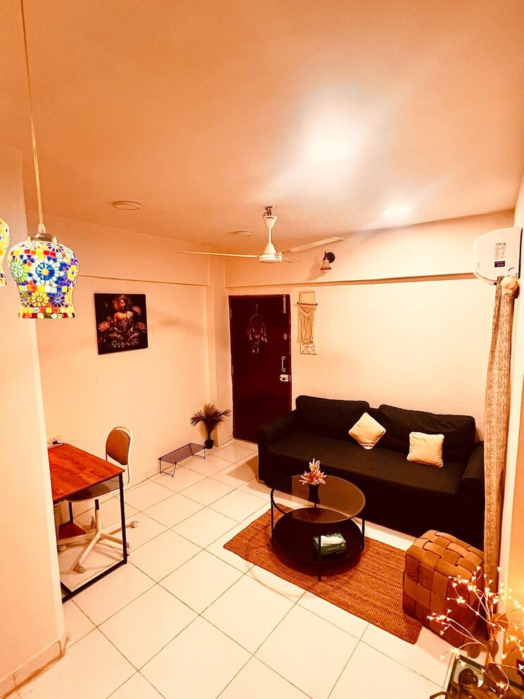 Living Room, pearl-haven 1 Bedroom 550 Sq.Ft. Apartment In Bandra West Mumbai 9323259