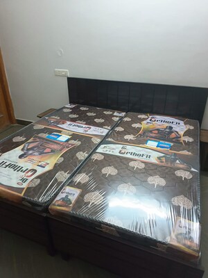 Bedroom in 3 BHK Apartment at Skynet Towers, Patiala Road – for Rent