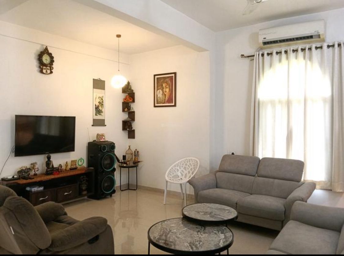 2.5 BHK + Pooja Room Apartment For Rent in Lodha Splendora Platino
