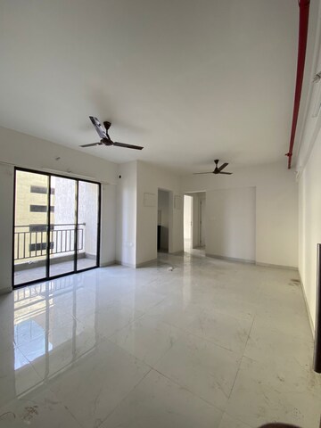 Room in 2 BHK Apartment at Runwal Gardens, Dombivli East – for Rent