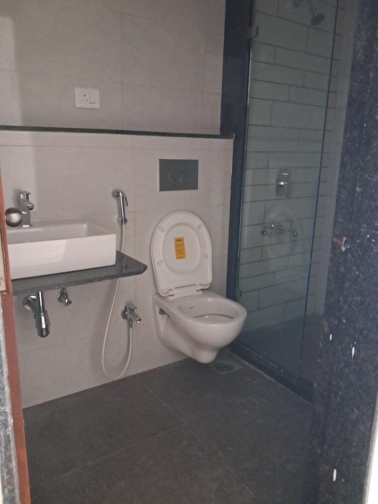 Bathroom, shreeji-atlantis 2 Bedroom 734 Sq.Ft. Apartment In Malad West Mumbai 9323313