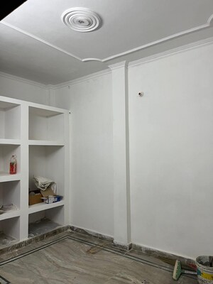 Room in 2 BHK Independent House at Alpha 1 RWA, Alpha 1 Greater Noida – for Rent