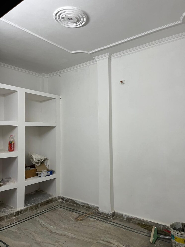 Room, alpha-1-rwa 2 Bedroom 60 Sq.Mt. Independent House In Alpha 1 Greater Noida Greater Noida 9323319