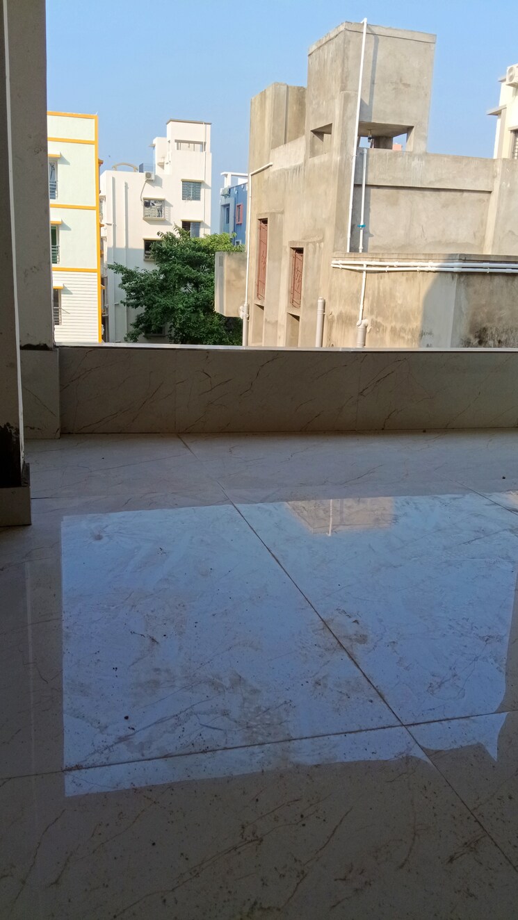 Balcony, sunshine-enclave-new-town 2 Bedroom 990 Sq.Ft. Apartment In New Town Kolkata 9323327