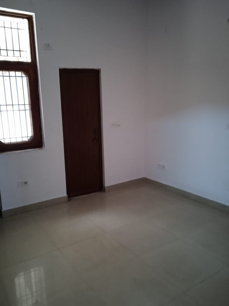 Room, msx-alpha-homes 1.5 Bedroom 40 Sq.Mt. Independent House In Alpha 1 Greater Noida Greater Noida 9323336