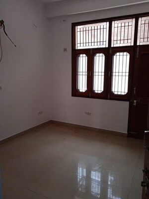 Room in 1.5 BHK Independent House at MSX Alpha Homes, Alpha 1 Greater Noida – for Rent