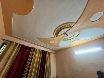 Furnished Amenities in 1.5 BHK Independent House at Alpha 1 RWA, Alpha 1 Greater Noida – for Rent