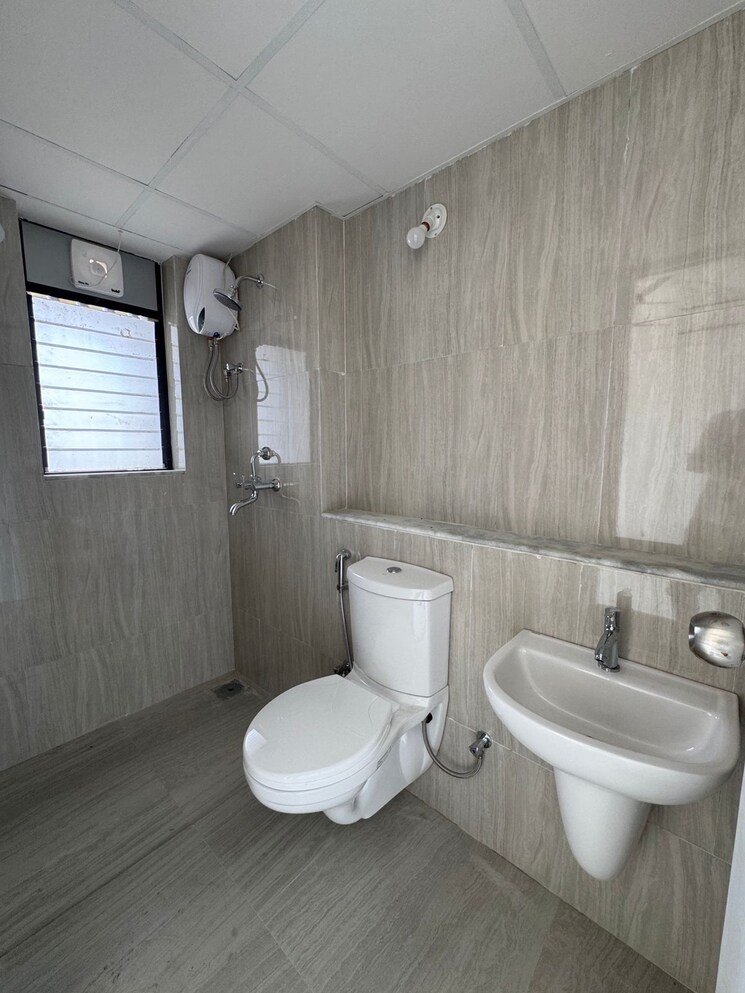 Bathroom, runwal-gardens 1 Bedroom 437 Sq.Ft. Apartment In Dombivli East Thane 9323357