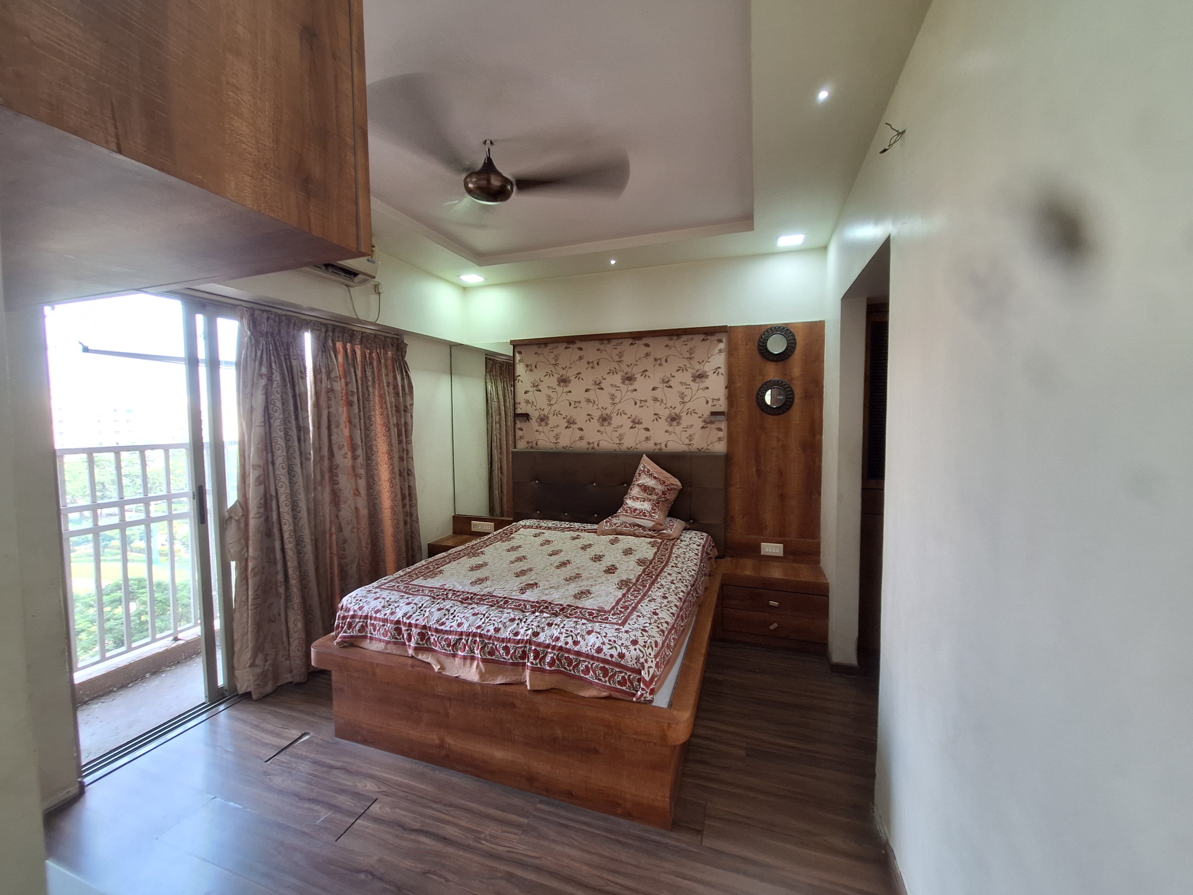 2 BHK + Study Room Apartment For Sale in Lodha Palava Exotica