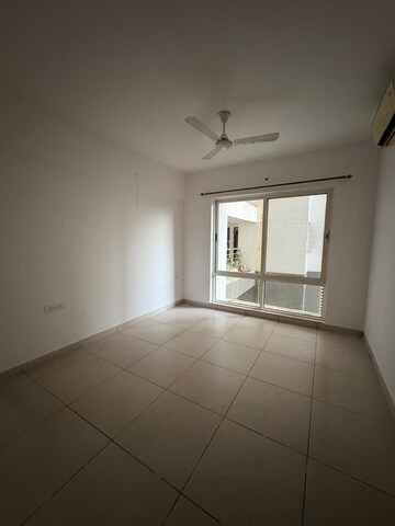 Room in 2 BHK Apartment at Ganga Satellite, Wanwadi – for Rent