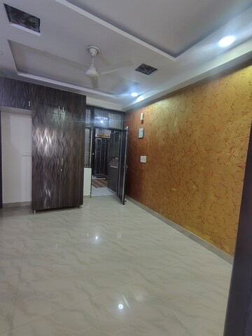 Furnished Amenities in 1 BHK Builder Floor at Raghav Apartments, Vaishali Sector 5 – for Sale