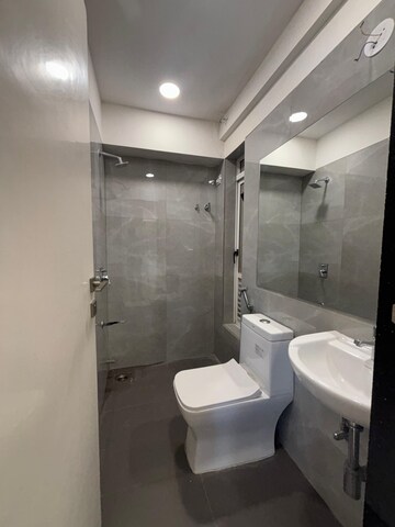 Bathroom in 2 BHK Apartment at Nahar Amaryllis Towers and Plaza, Chandivali – for Rent