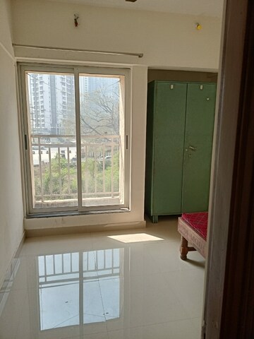 Room in 2 BHK Apartment at Dombivli East – for Rent