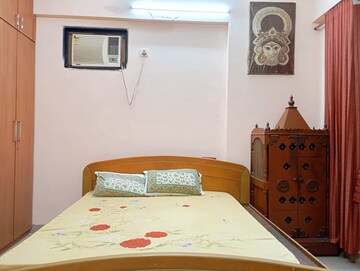 Bedroom in 2 BHK Apartment at Safal Shree Saraswati Phase 4, Chembur – for Rent