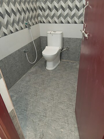 Furnished Amenities in 2 BHK Apartment at Puppalaguda – for Rent