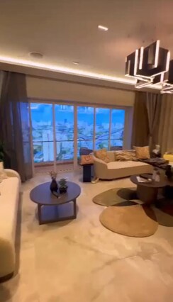 5 BHK Apartment For Sale in Sheth Avalon