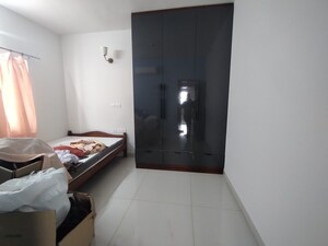 Room in 3.5 BHK Apartment at Prestige Tranquil, Kokapet – for Rent