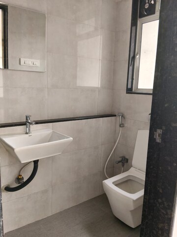 Master Bedroom in 1 BHK Apartment at Santacruz East – for Rent