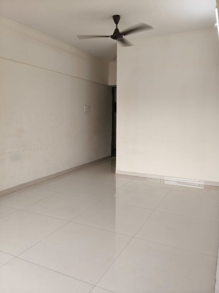 Room, santacruz east 1 Bedroom 480 Sq.Ft. Apartment In Santacruz East Mumbai 9323527