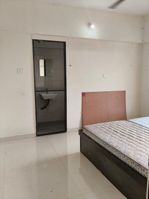 Bathroom in 1 BHK Apartment at Santacruz East – for Rent