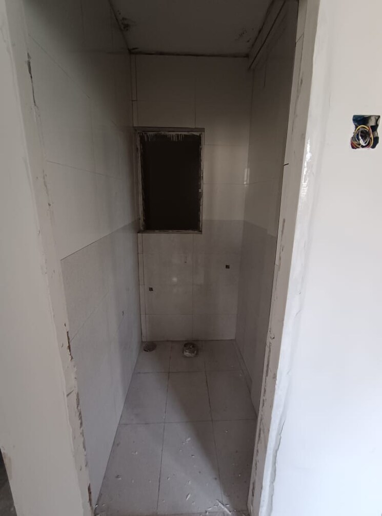Bathroom, kopar khairane 1 Bedroom 200 Sq.Ft. Apartment In Kopar Khairane Navi Mumbai 9323539