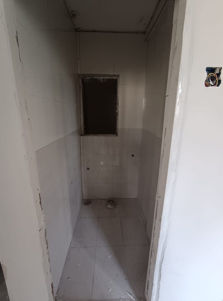Bathroom, kopar khairane 1 Bedroom 200 Sq.Ft. Apartment In Kopar Khairane Navi Mumbai 9323539