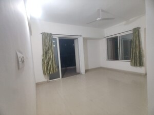 Room in 3 BHK Apartment at Bhoomi Allium, Pimple Saudagar – for Rent