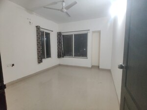 Room in 3 BHK Apartment at Bhoomi Allium, Pimple Saudagar – for Rent