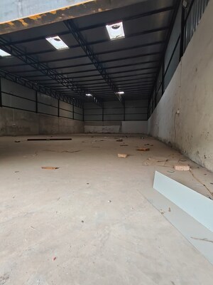 Parking in  Warehouse at VM Tower, Sector 18 – for Rent