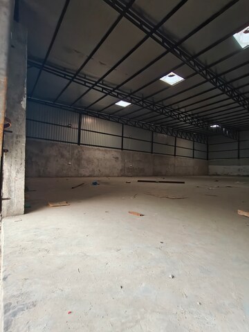 Parking in  Warehouse at VM Tower, Sector 18 – for Rent