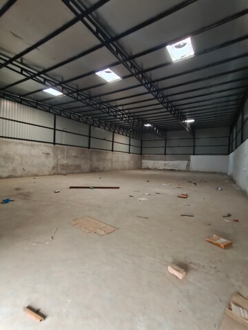 Room in  Warehouse at VM Tower, Sector 18 – for Rent