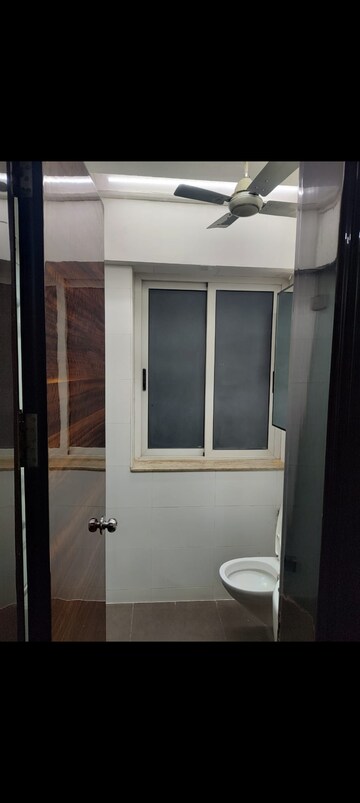Master Bedroom in 3 BHK Apartment at Thane West – for Rent