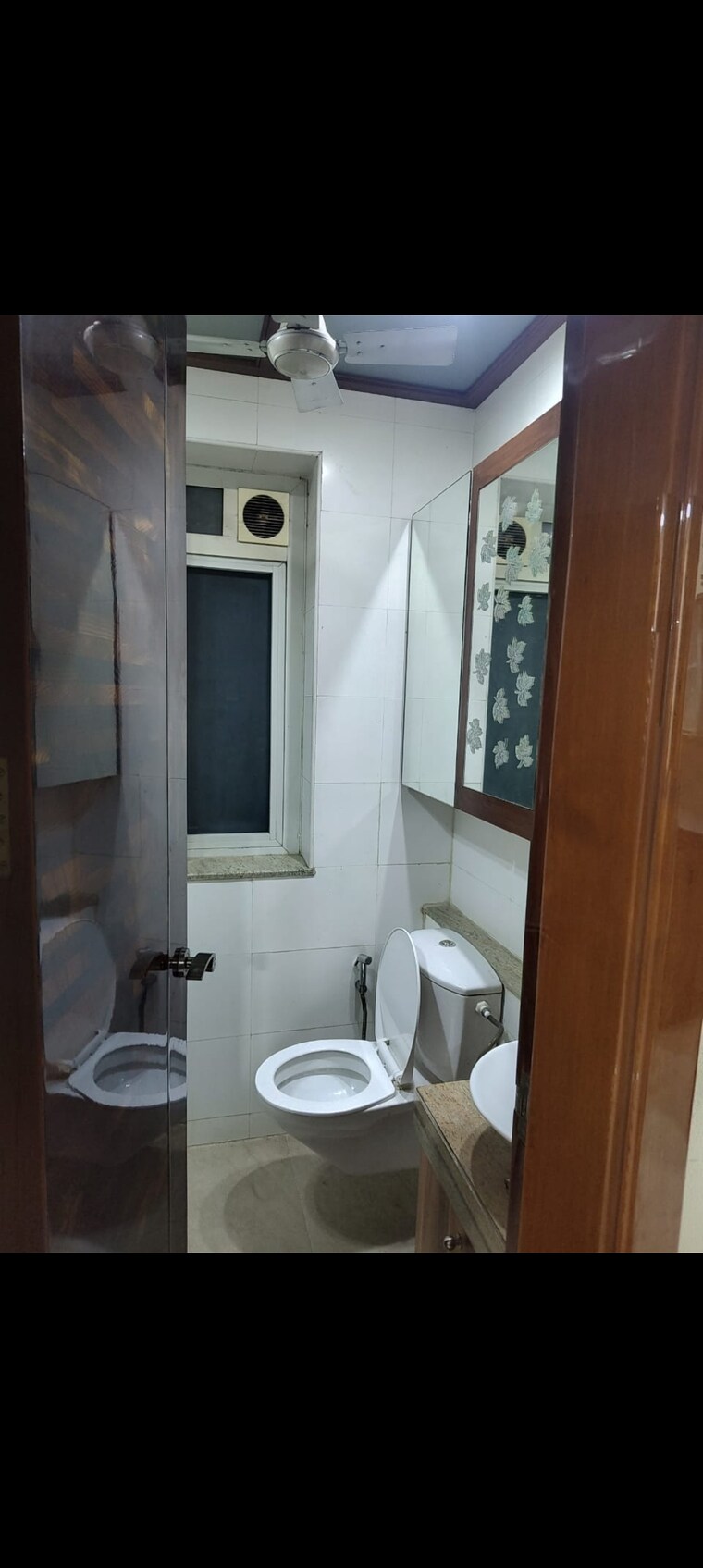 Bathroom, thane west 3 Bedroom 1400 Sq.Ft. Apartment In Thane West Thane 9323575