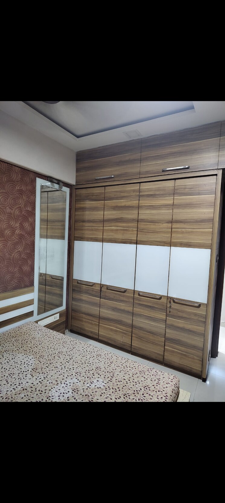 Room, thane west 3 Bedroom 1400 Sq.Ft. Apartment In Thane West Thane 9323575