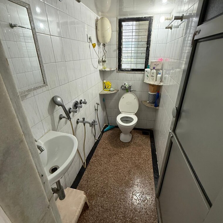 Bathroom, sai-smruti-apartment-bhandup 1 Bedroom 450 Sq.Ft. Apartment In Sarvodaya Nagar Mumbai 9323582