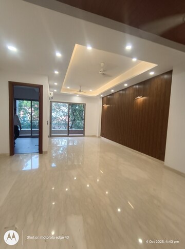 3 BHK Builder Floor For Sale in Shivalik Colony