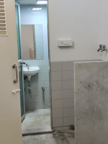 Master Bedroom in 2 BHK Apartment at Sanghvi Aaditya Heights, Tardeo – for Rent
