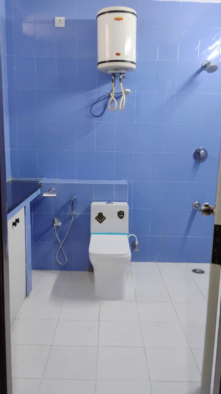 Bathroom, jubilee hills 4 Bedroom 3500 Sq.Ft. Independent House In Jubilee Hills Hyderabad 9323627