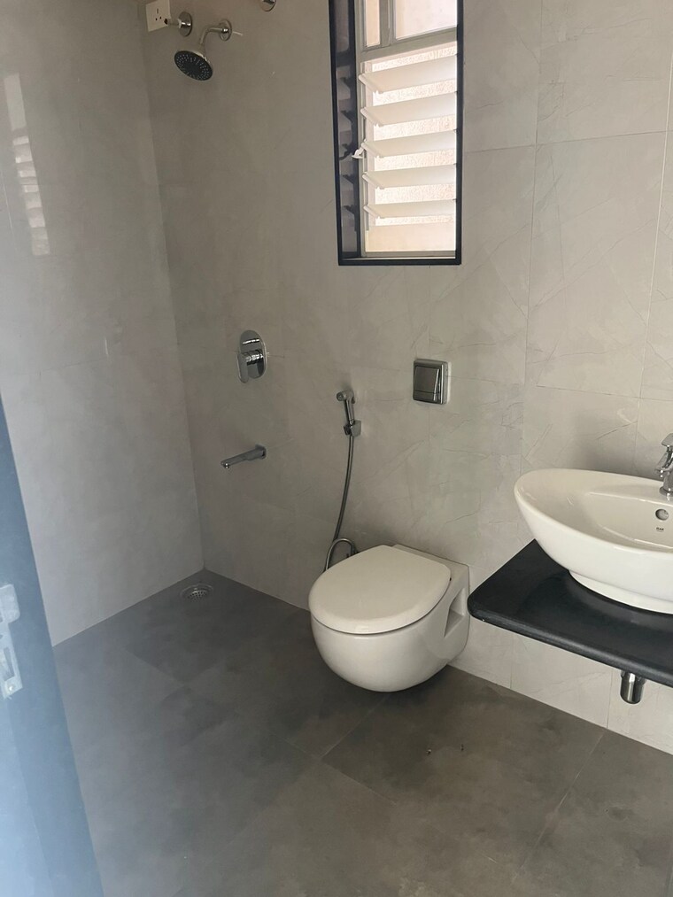 Bathroom, nyati-era 2 Bedroom 809 Sq.Ft. Apartment In Dhanori Pune 9323636