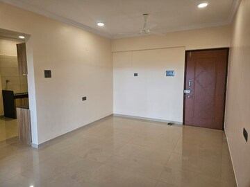 Room in 3 BHK Apartment at Goel Ganga Carnation, Koregaon Park – for Rent