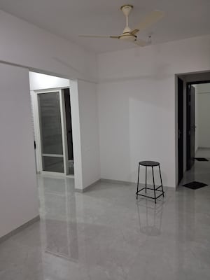 Furnished Amenities in 2 BHK Apartment at Nyati Era, Dhanori – for Rent