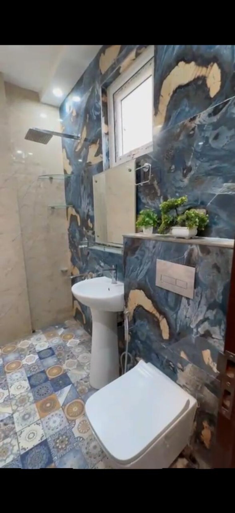 Bathroom, lajpat nagar ii 2 Bedroom 900 Sq.Ft. Builder Floor In Lajpat Nagar ii Delhi 9323677