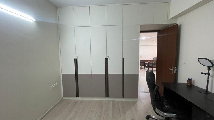 Bathroom, shapoorji-pallonji-joyville-phase-2 3 Bedroom 1852 Sq.Ft. Apartment In Sector 102 Gurgaon 9323684