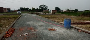  Plot For Sale in Jhalwa